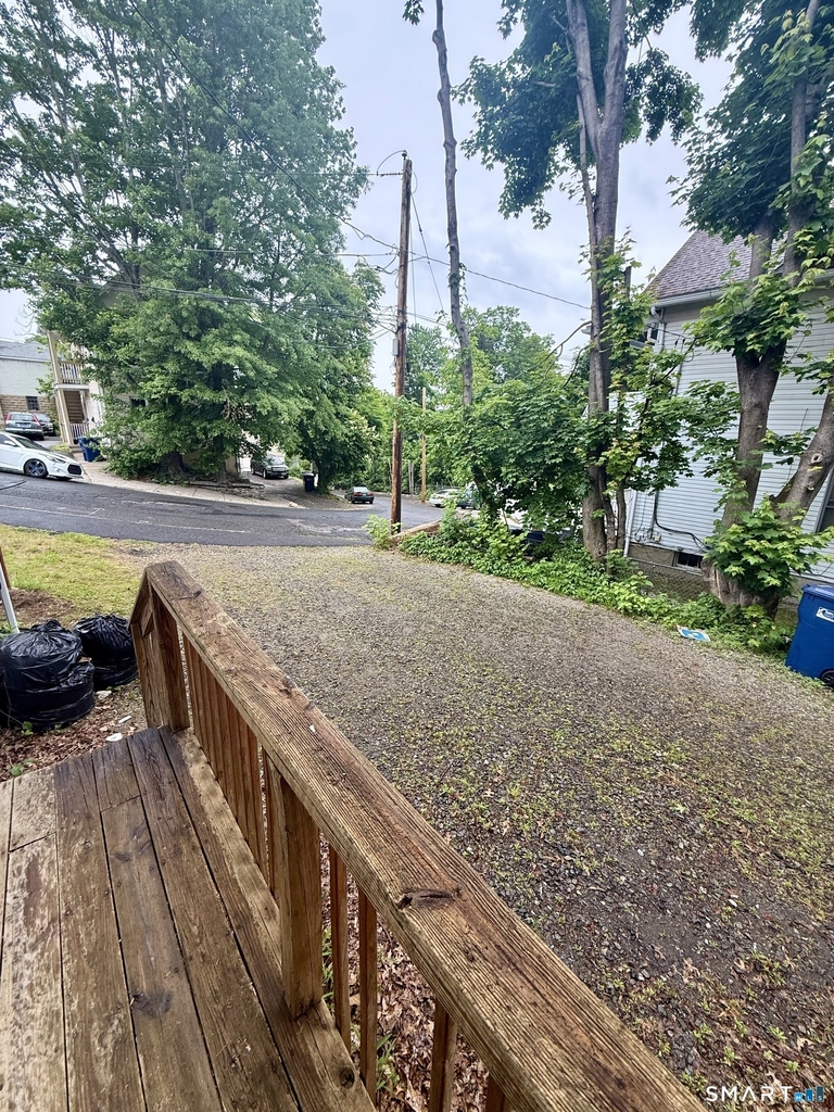 106 Howard Avenue - Photo 5