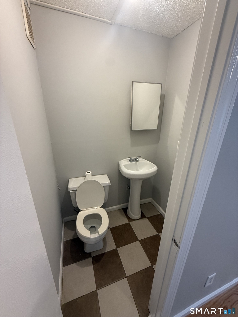 106 Howard Avenue - Photo 12