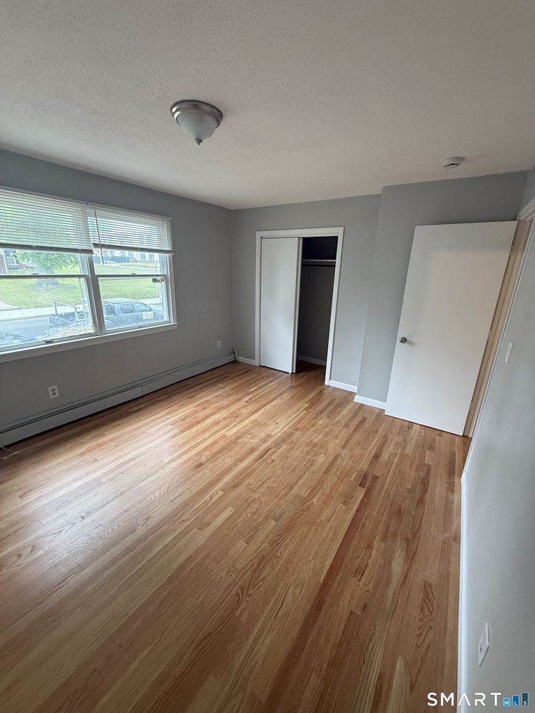 106 Howard Avenue - Photo 7