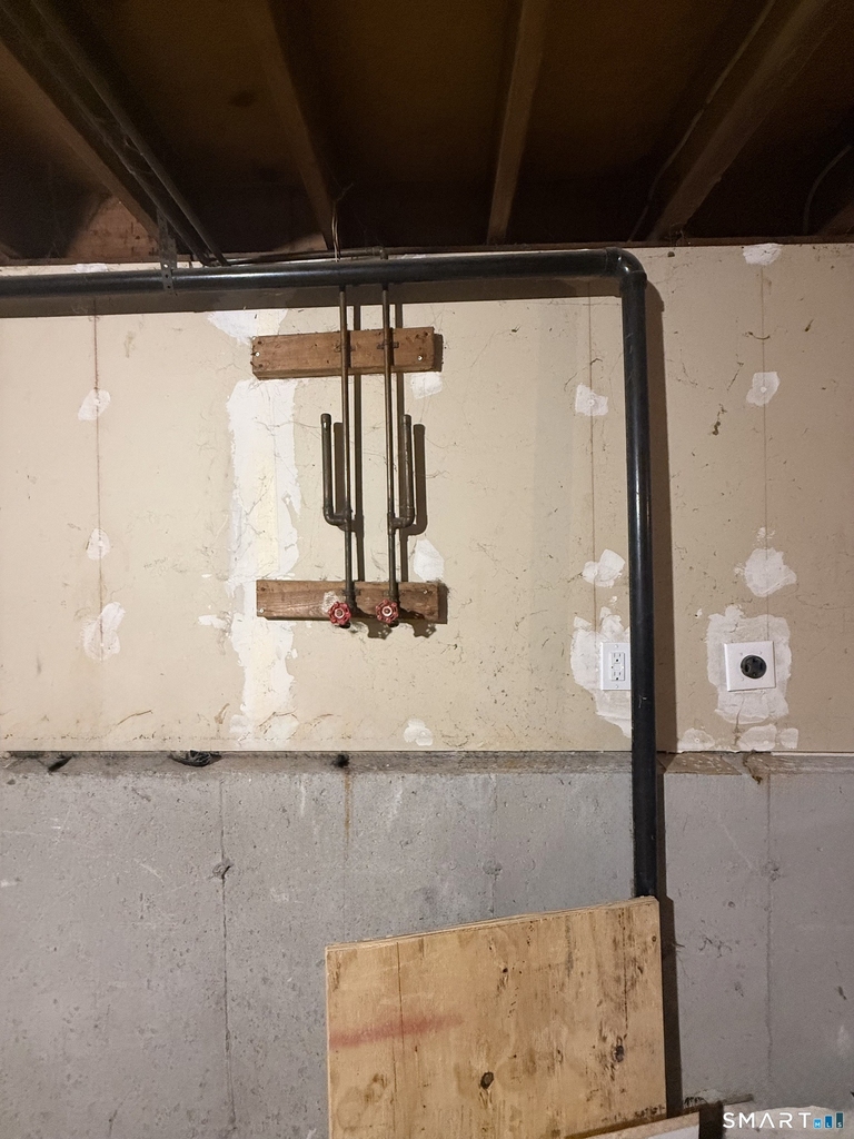 106 Howard Avenue - Photo 15