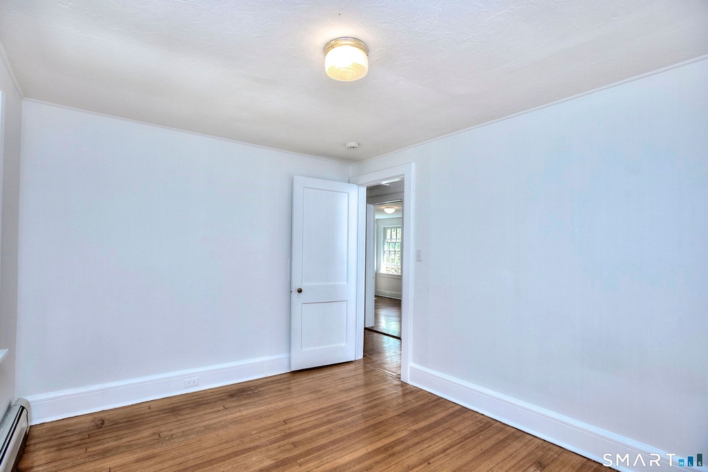 94 Honey Hill Road - Photo 8