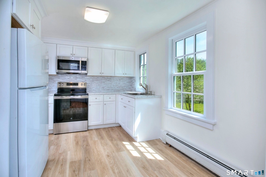 94 Honey Hill Road - Photo 5