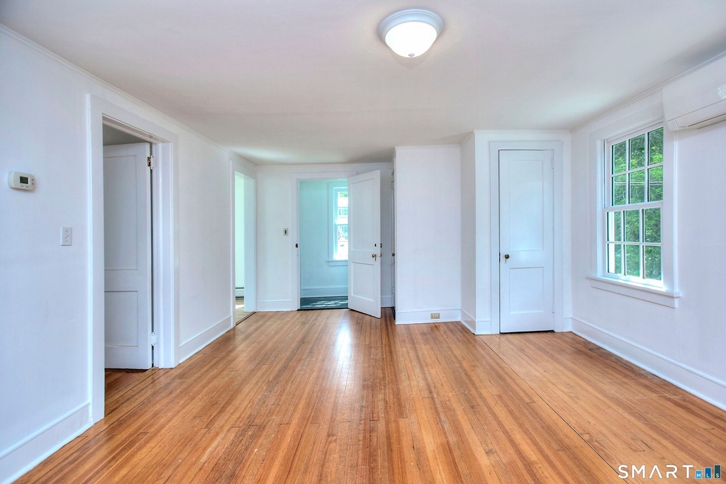94 Honey Hill Road - Photo 4