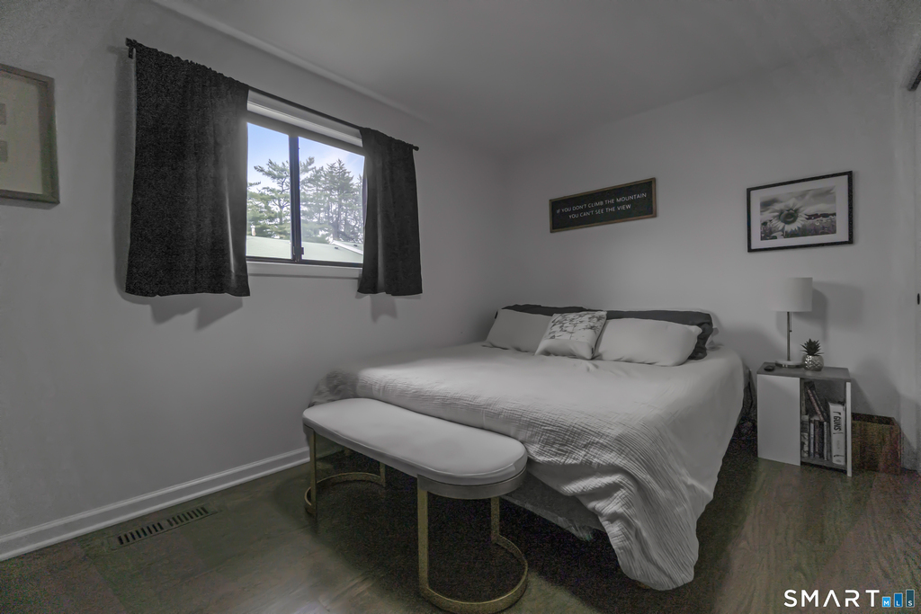 654 Longbrook Avenue - Photo 6