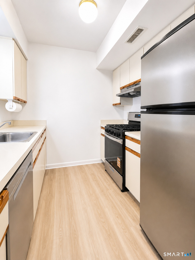 1690 Dixwell Avenue - Photo 4