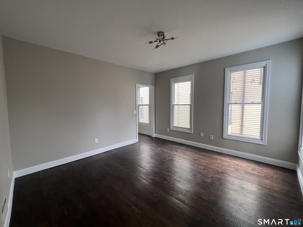 52 Admiral Street - Photo 5