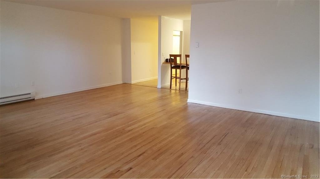 500 Newfield Avenue - Photo 4