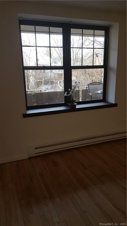500 Newfield Avenue - Photo 5