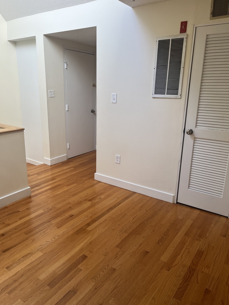 896 Quinnipiac Avenue - Photo 22