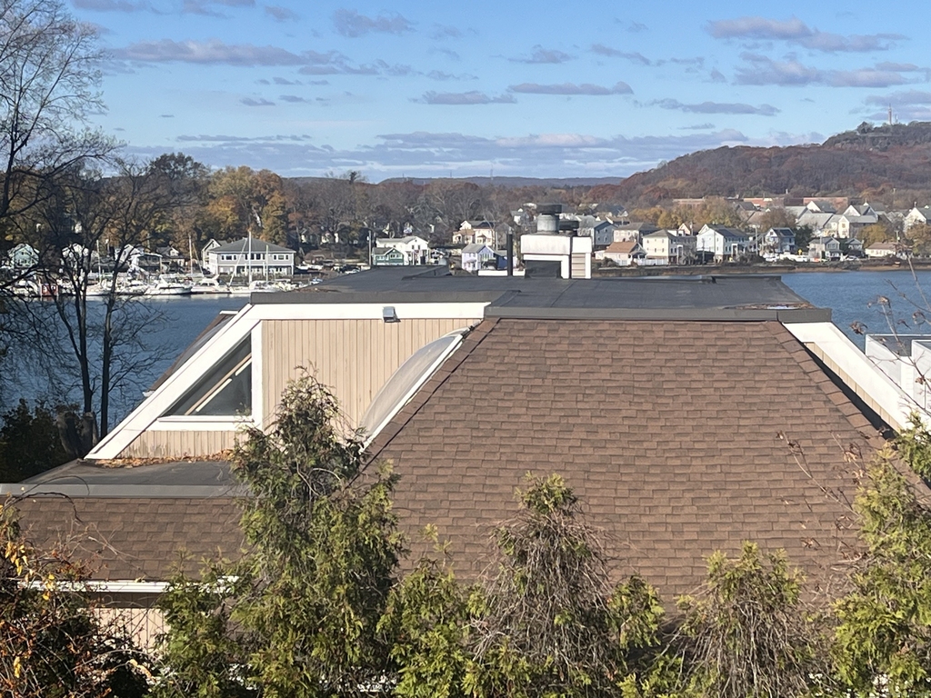 896 Quinnipiac Avenue - Photo 1
