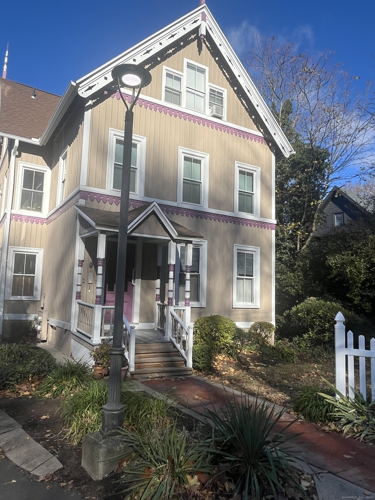 896 Quinnipiac Avenue - Photo 2