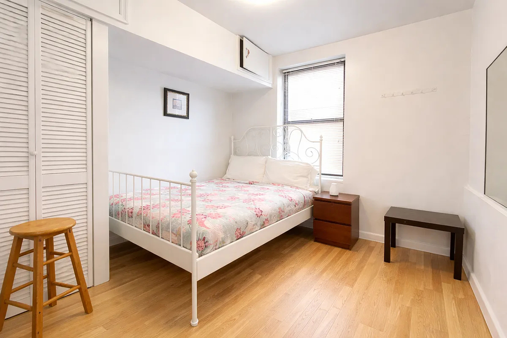 156 East 117th Street - Photo 4