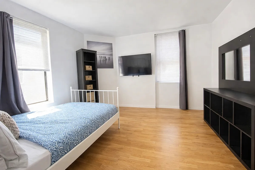 156 East 117th Street - Photo 3