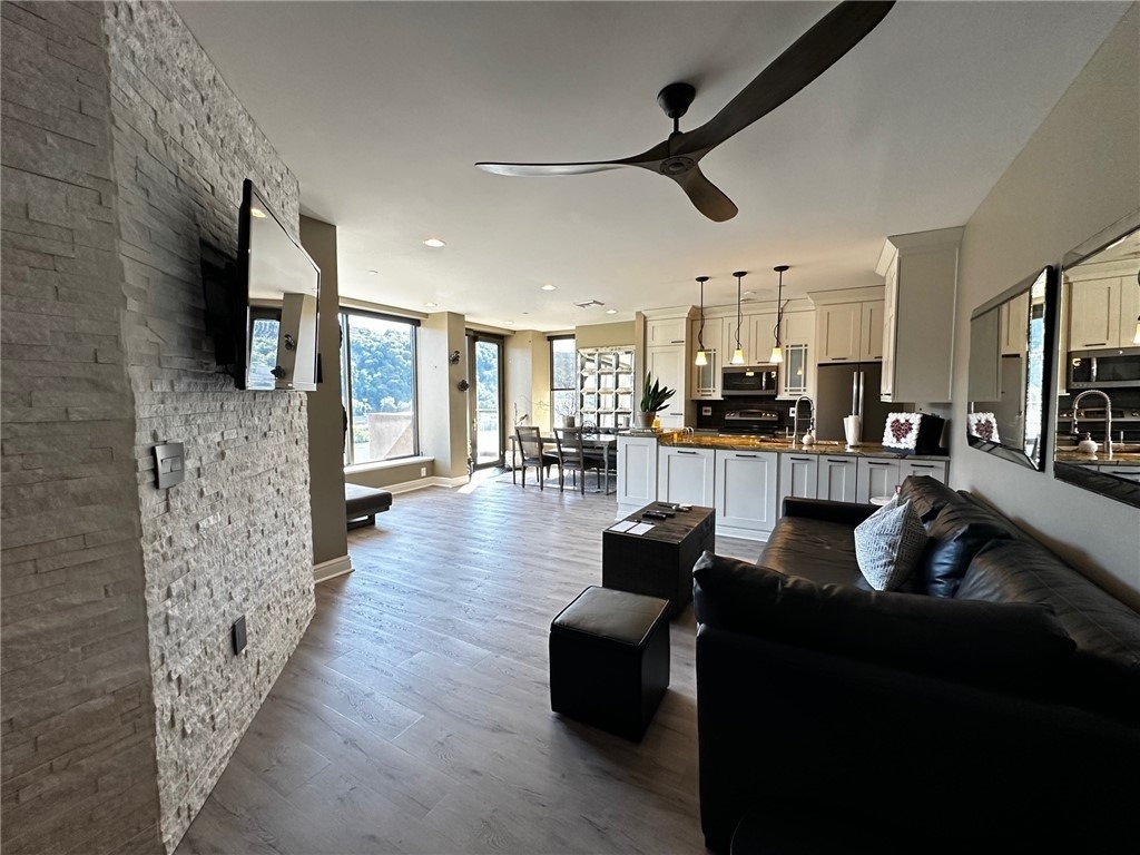 151 Fort Pitt Blvd - Photo 14