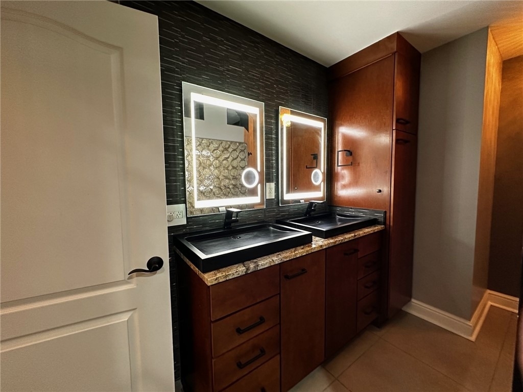 151 Fort Pitt Blvd - Photo 22