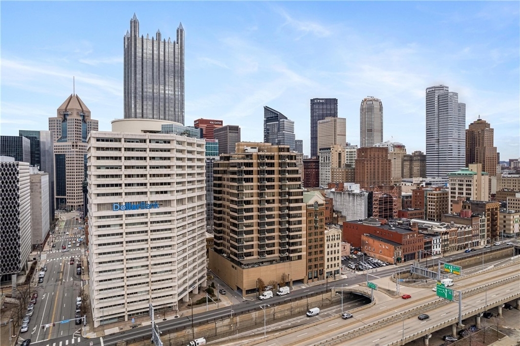151 Fort Pitt Blvd - Photo 0