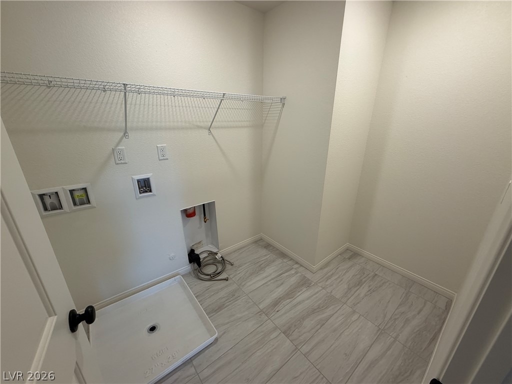 8030 Minavalle Avenue - Photo 20
