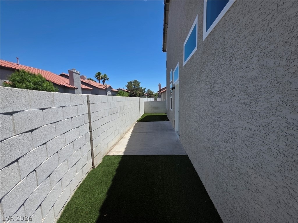 2275 Ramsgate Drive - Photo 9