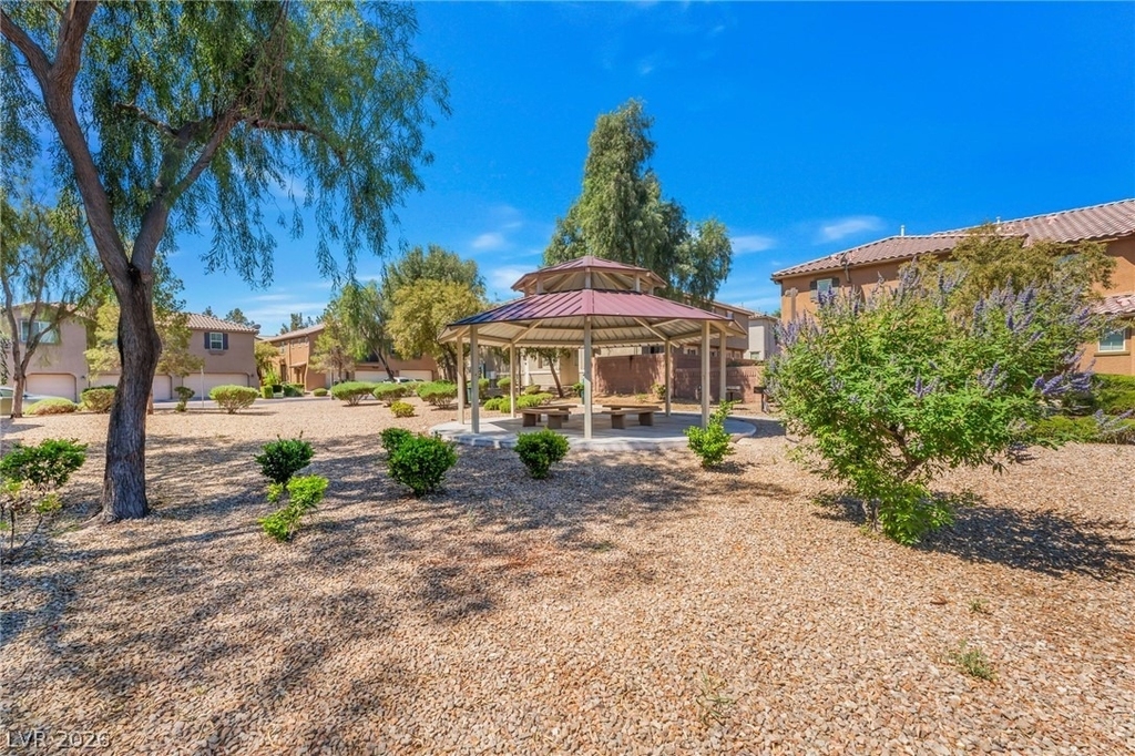 310 Clarence House Avenue - Photo 7