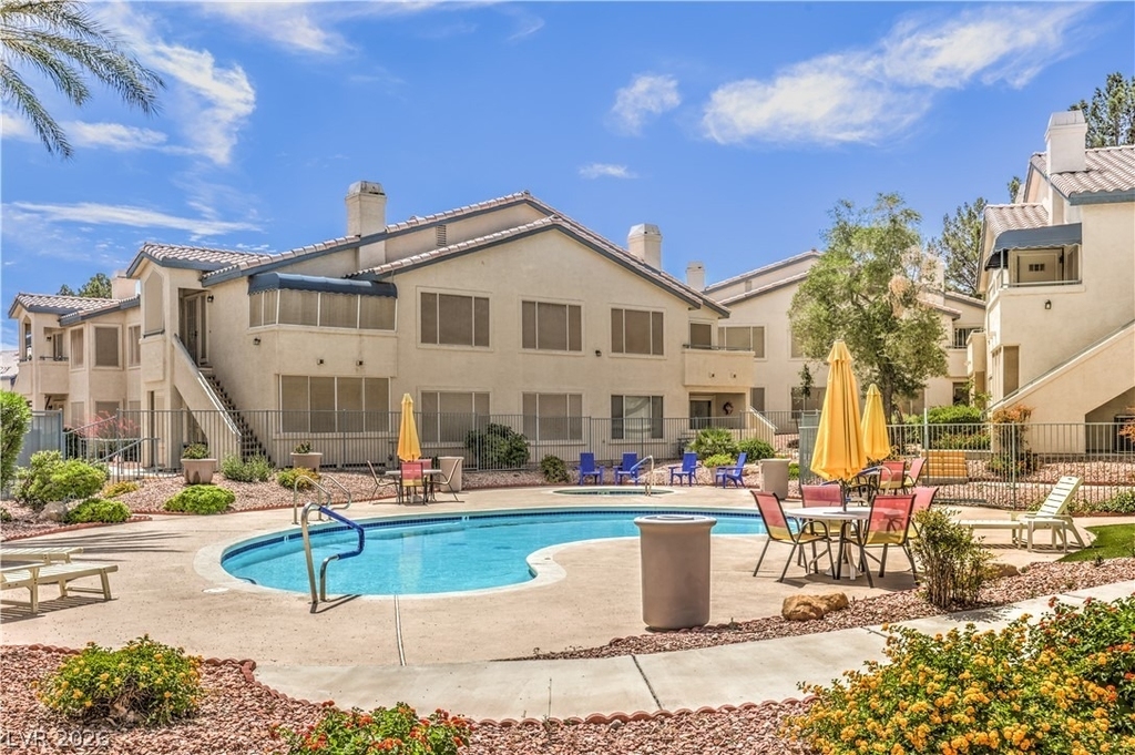 3425 E Russell Road - Photo 25