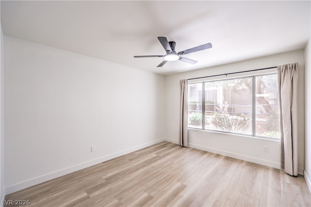 3425 E Russell Road - Photo 14
