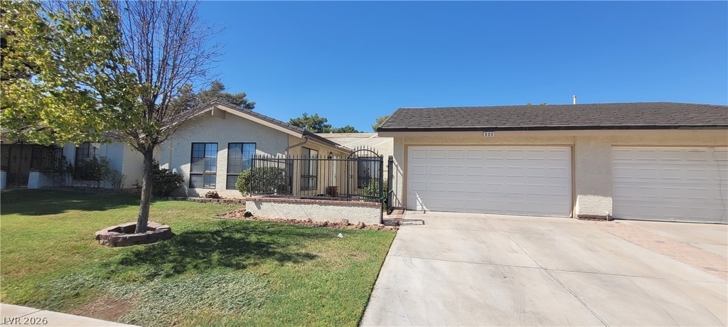600 Woodmount Drive - Photo 2