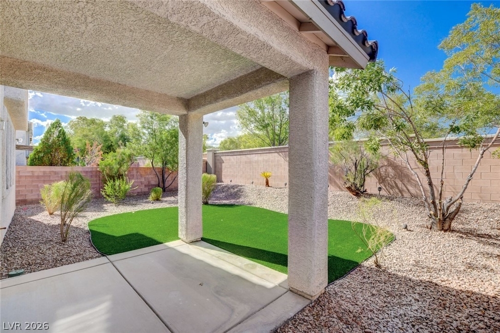 10808 Wallflower Avenue - Photo 49