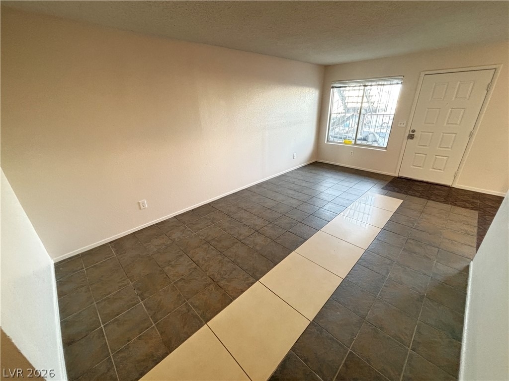 625 N 12th Street - Photo 2