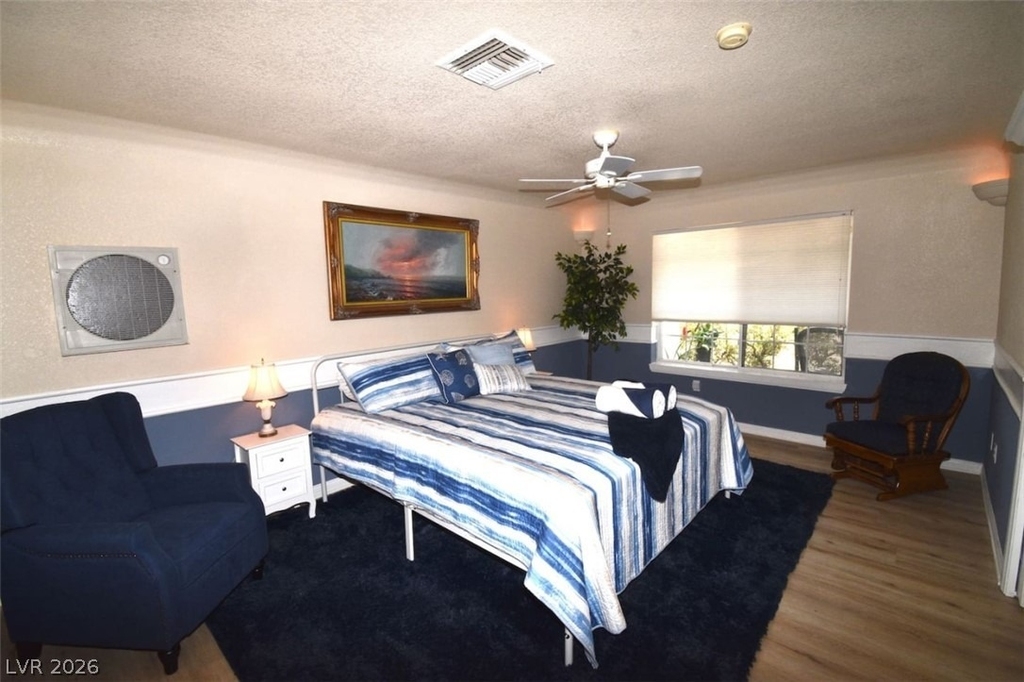 6889 Beverly Glen Avenue - Photo 7