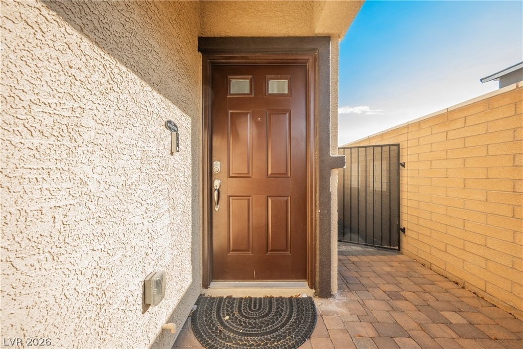 402 Larksong Avenue - Photo 33