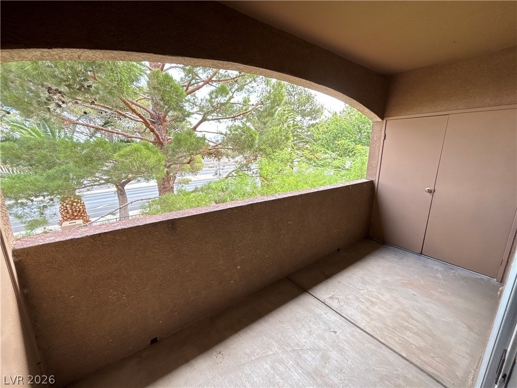 231 W Horizon Ridge Parkway - Photo 19