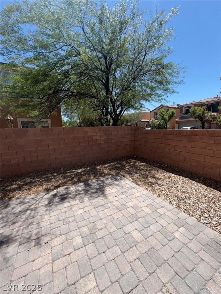 7969 Valladolid Avenue - Photo 15