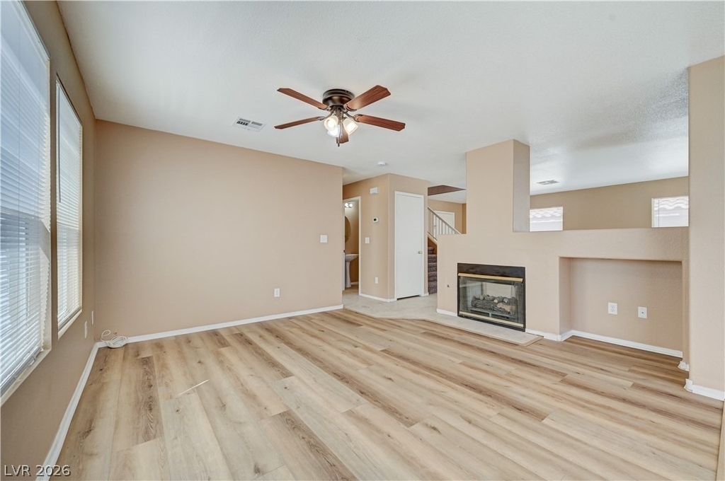 8621 Grand Pine Avenue - Photo 10