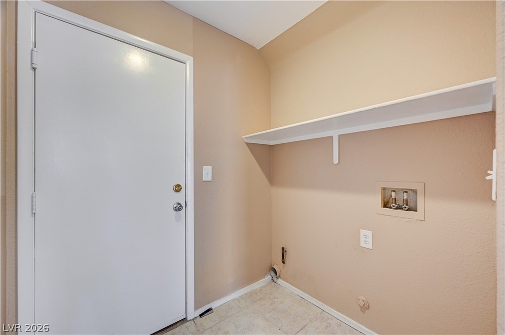 8621 Grand Pine Avenue - Photo 34
