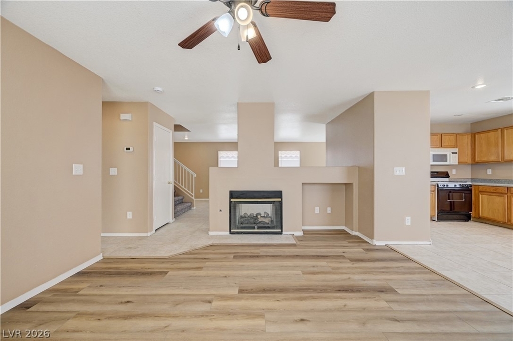 8621 Grand Pine Avenue - Photo 9