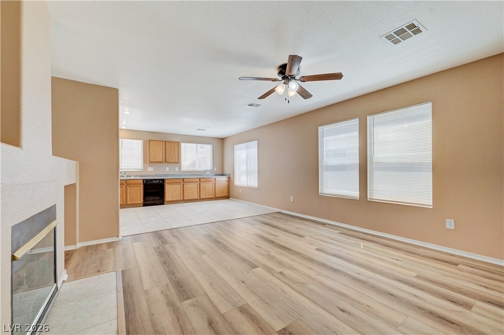8621 Grand Pine Avenue - Photo 7