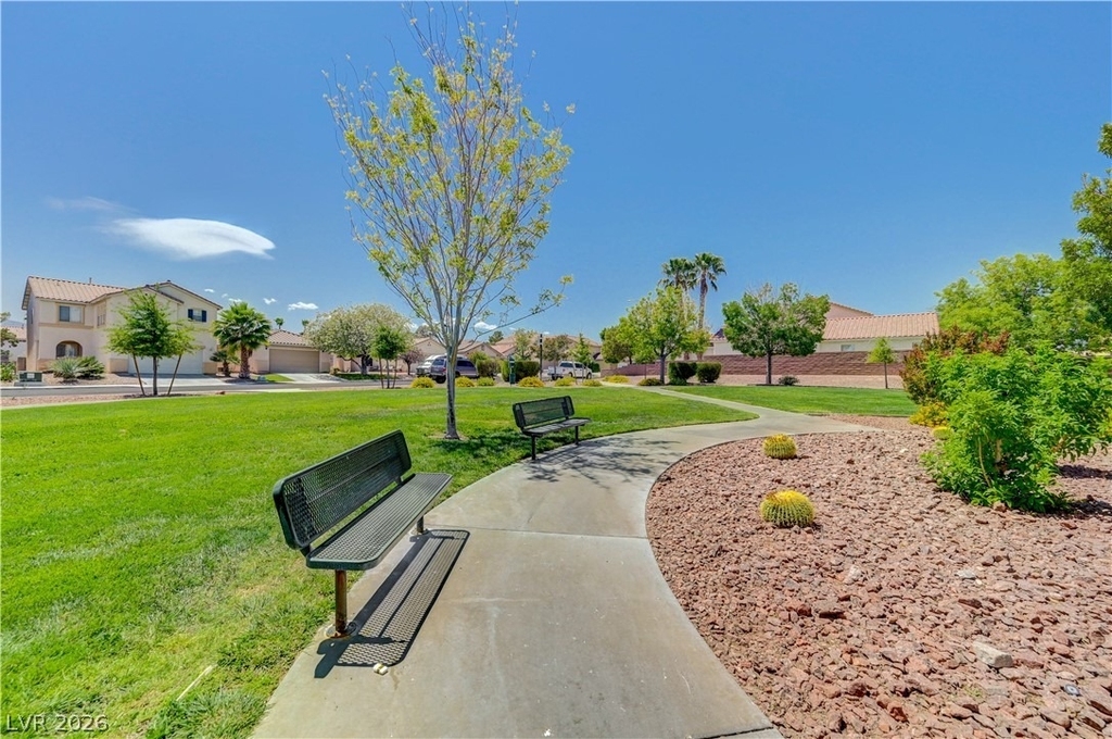 8621 Grand Pine Avenue - Photo 43