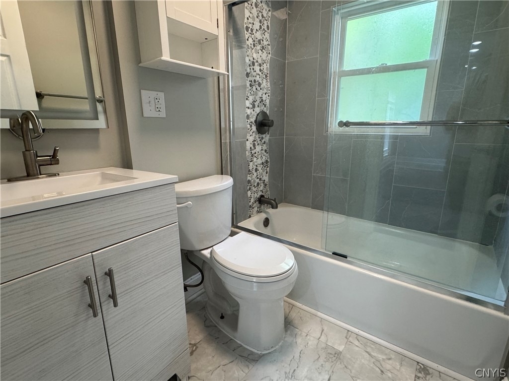 61 1/2 Downer Street - Photo 5
