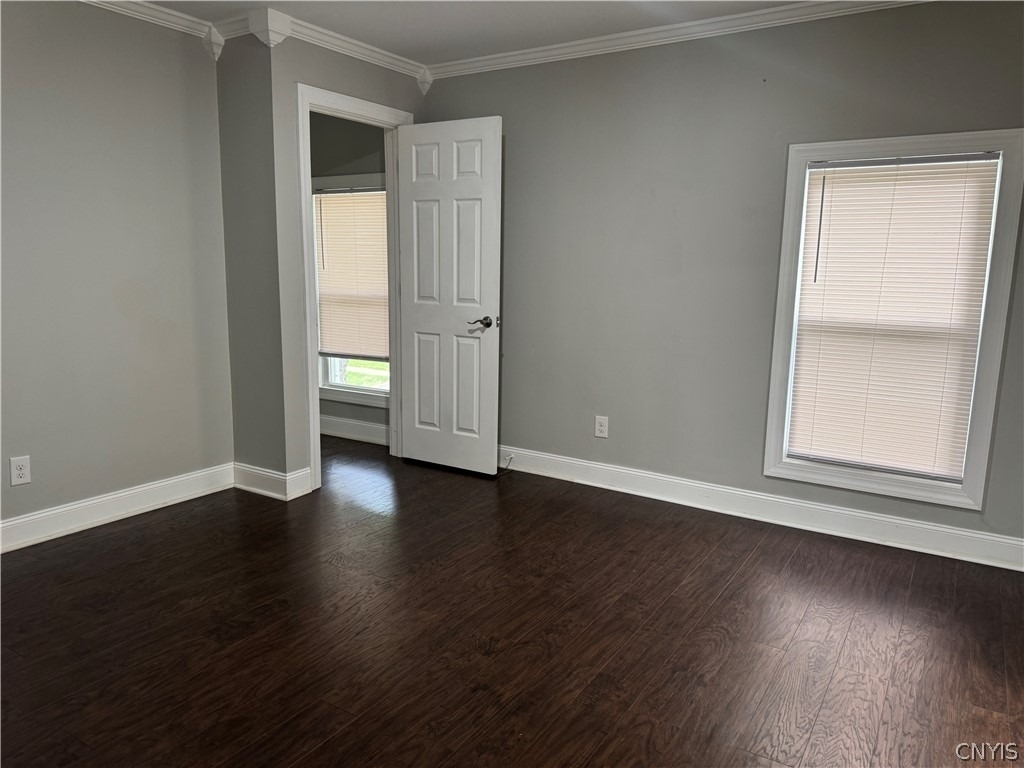 61 1/2 Downer Street - Photo 3