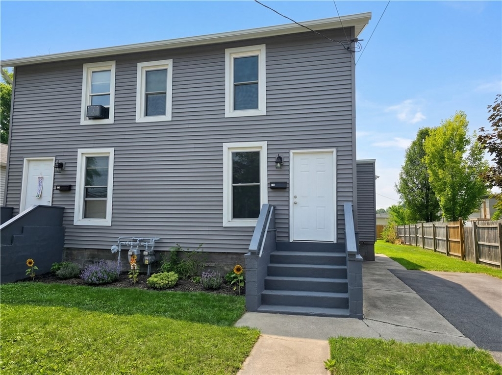 236 Jefferson Avenue - Photo 0