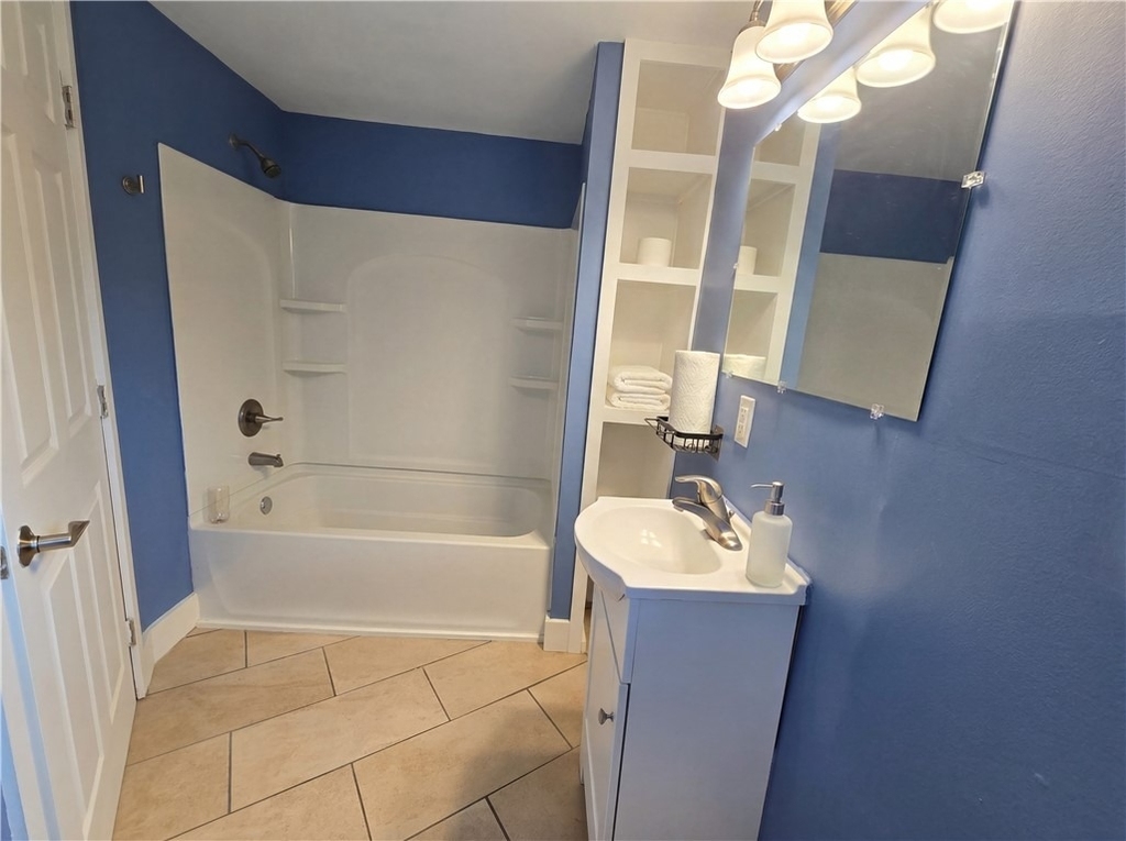 236 Jefferson Avenue - Photo 6