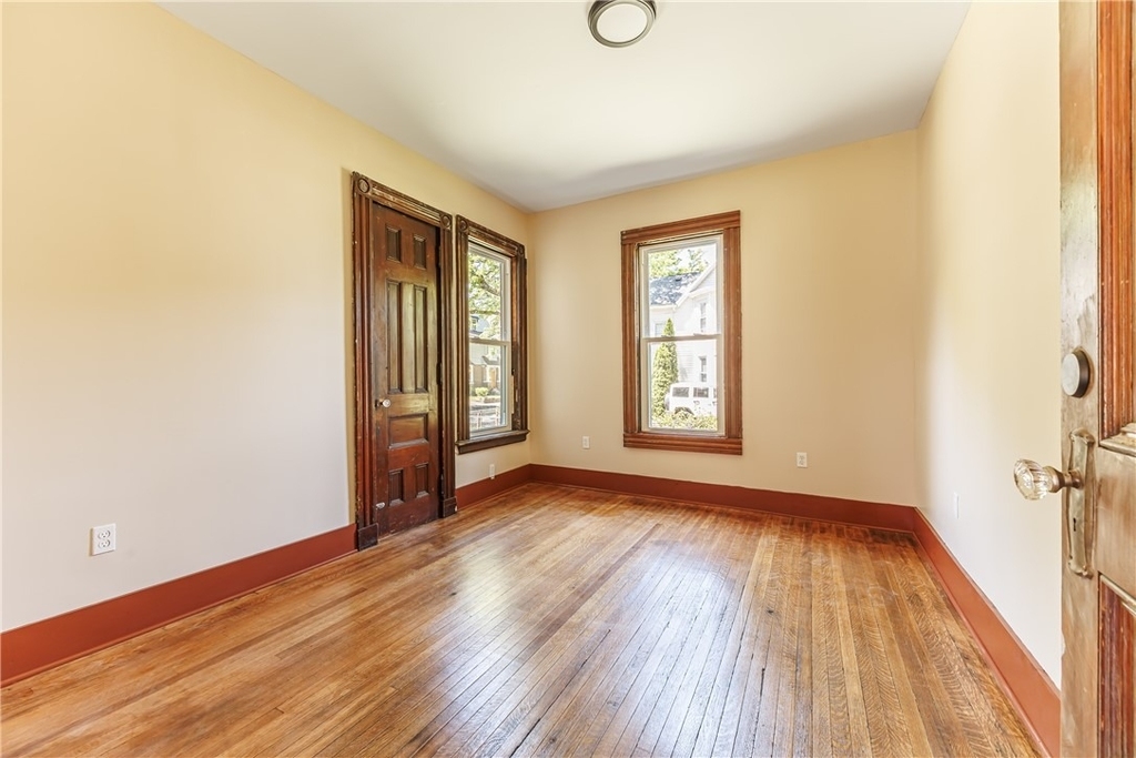 268 Lyndhurst Street - Photo 11