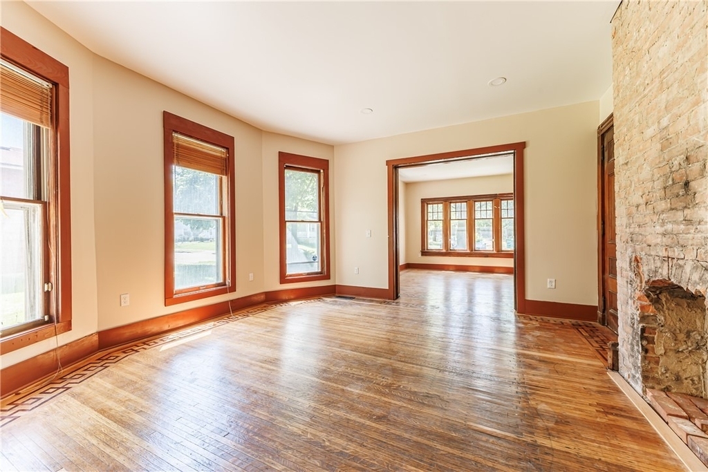 268 Lyndhurst Street - Photo 7
