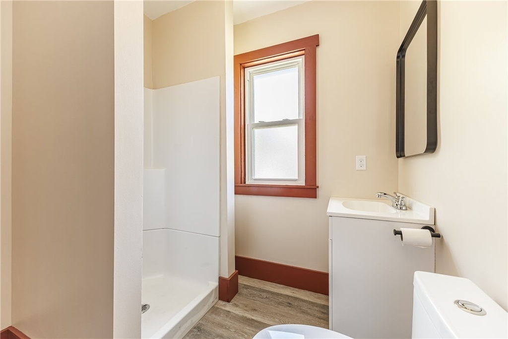 266 Lyndhurst Street - Photo 10
