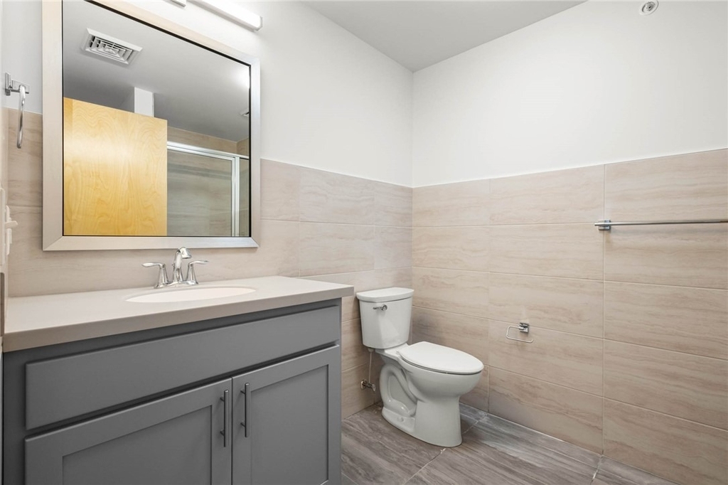 105 Main Street - Photo 12