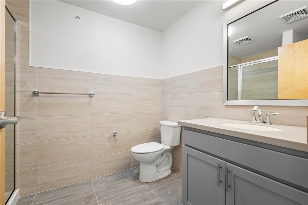 105 Main Street - Photo 18
