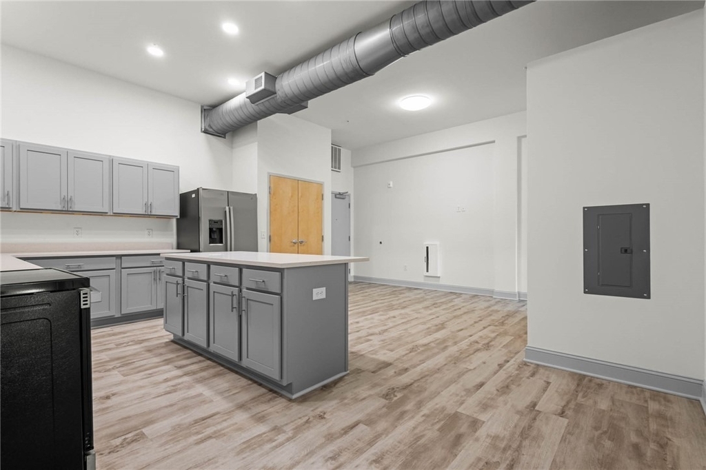 105 Main Street - Photo 5
