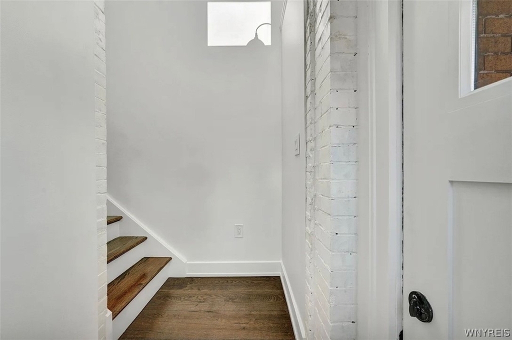 162 Allen Street - Photo 1