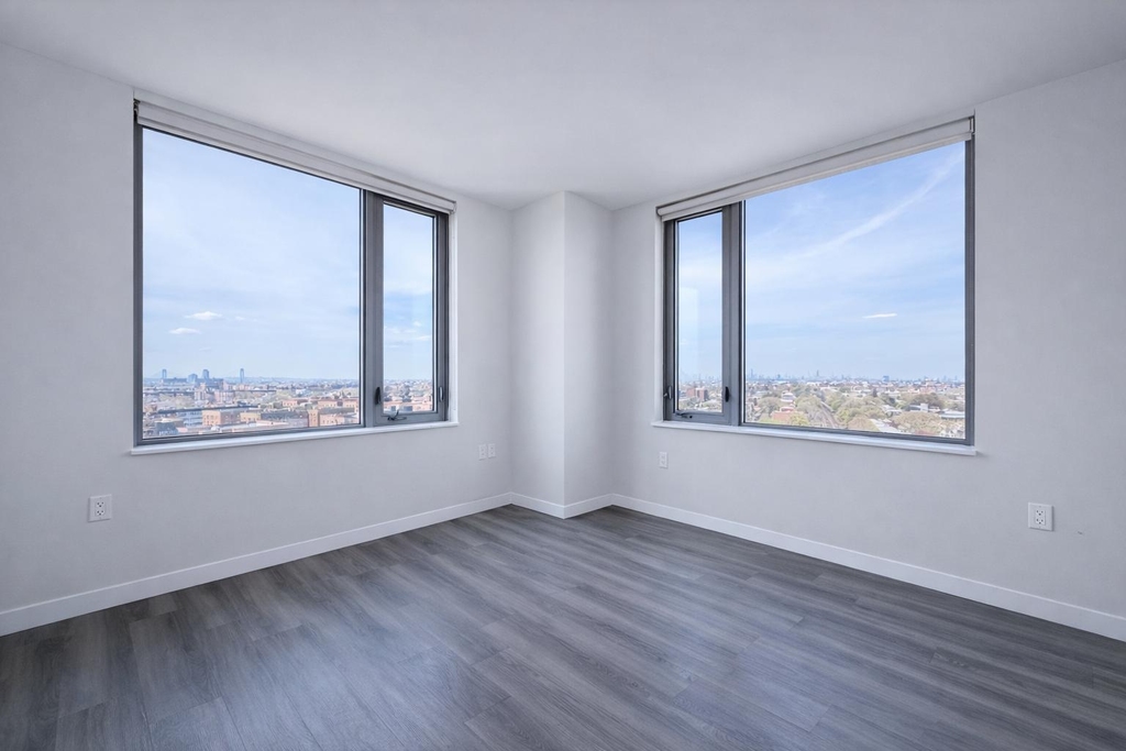 1524 Sheepshead Bay Road - Photo 3