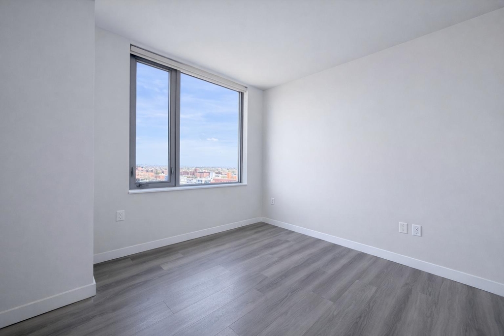 1524 Sheepshead Bay Road - Photo 4
